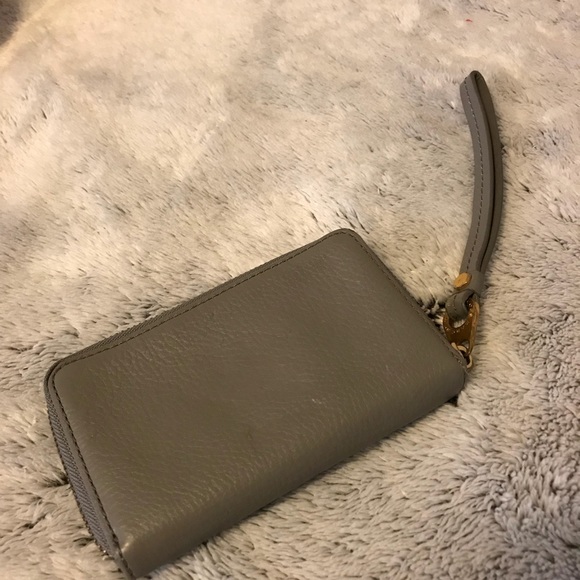 Marc by Marc Jacobs Grey Leather Wristlet - Picture 3 of 8